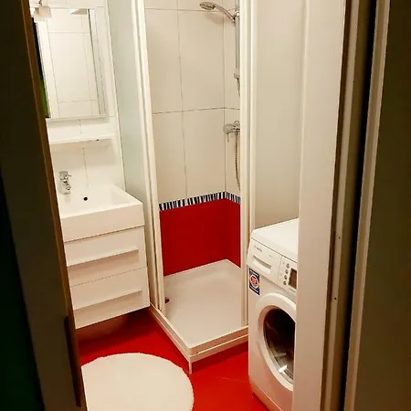 Cosy Private Room, Well Accessible 2,5 Km From Centre * Ljubljana